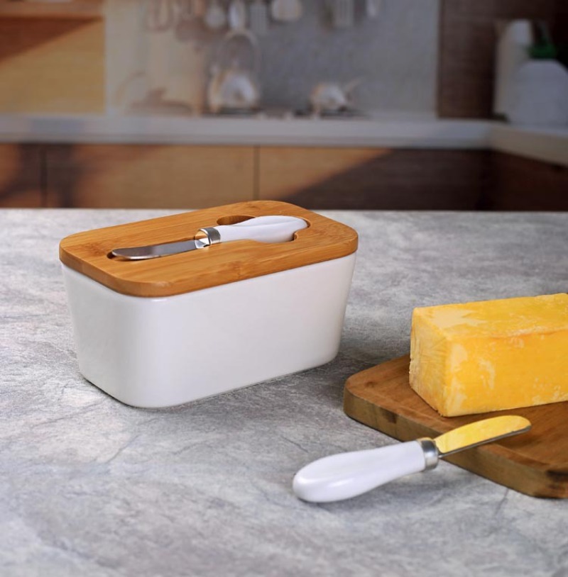 Bamboo Cutlery - Prosta ceramiczna maselniczka z okładka bambusowa